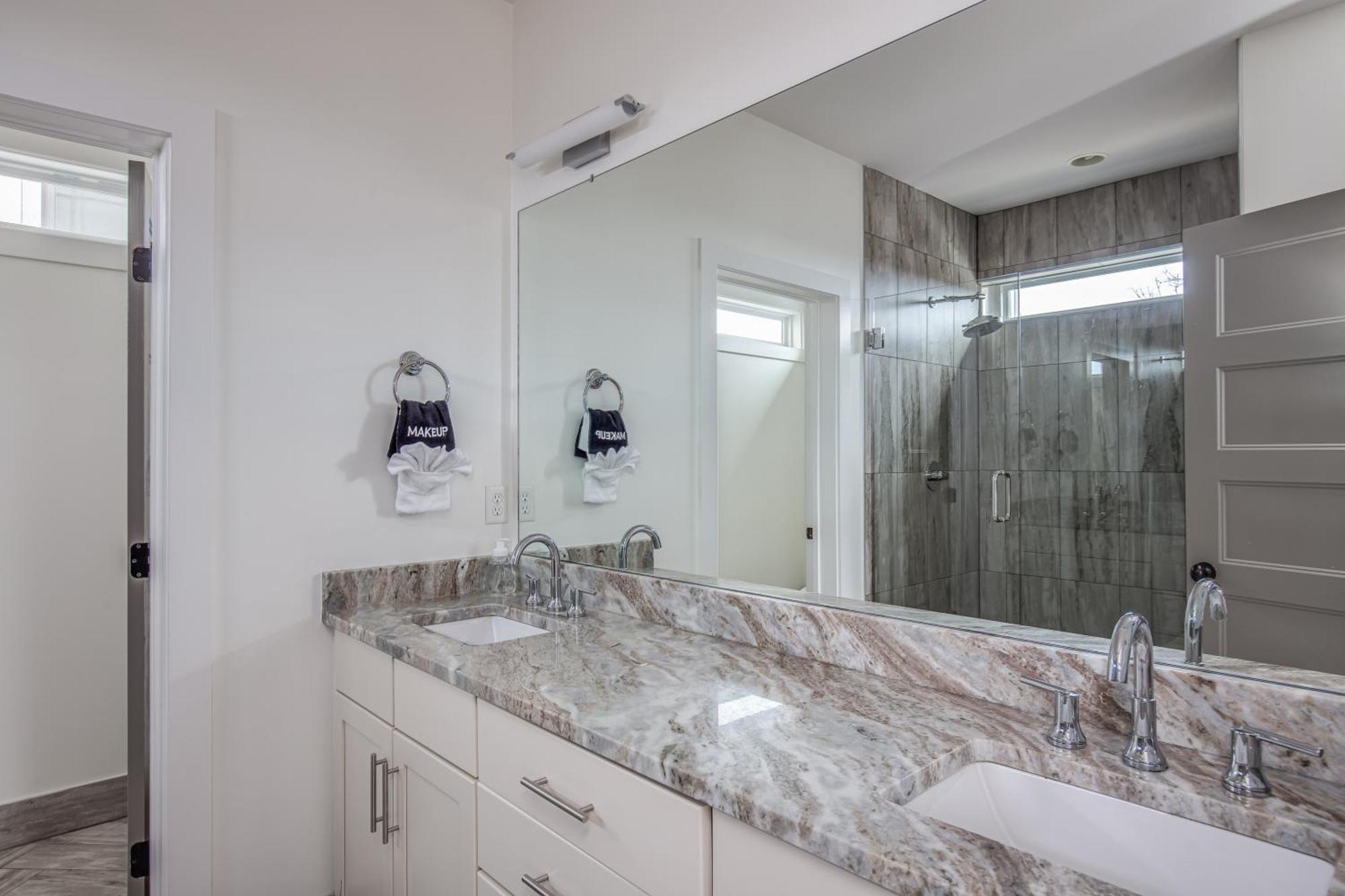 Whiskey House With Rooftop Golf, City Views! 8Min To Downtown! Sleeps 9! Nashville Exterior foto